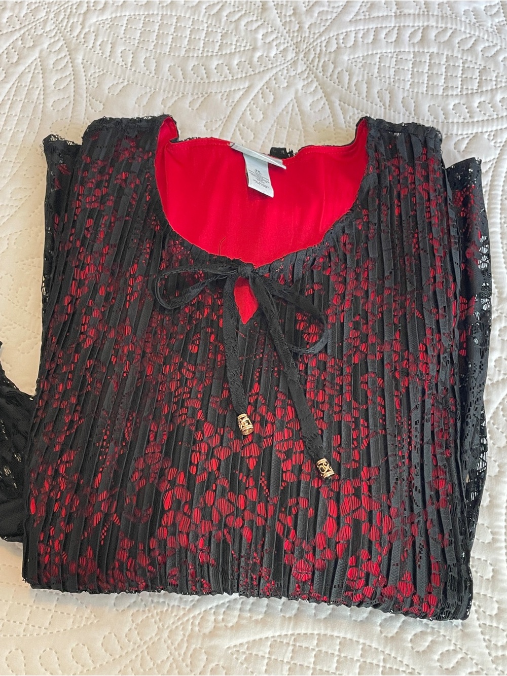 Catherine’s Black Lace Overlay Tunic with Red Underlayer - Picture 11 of 16